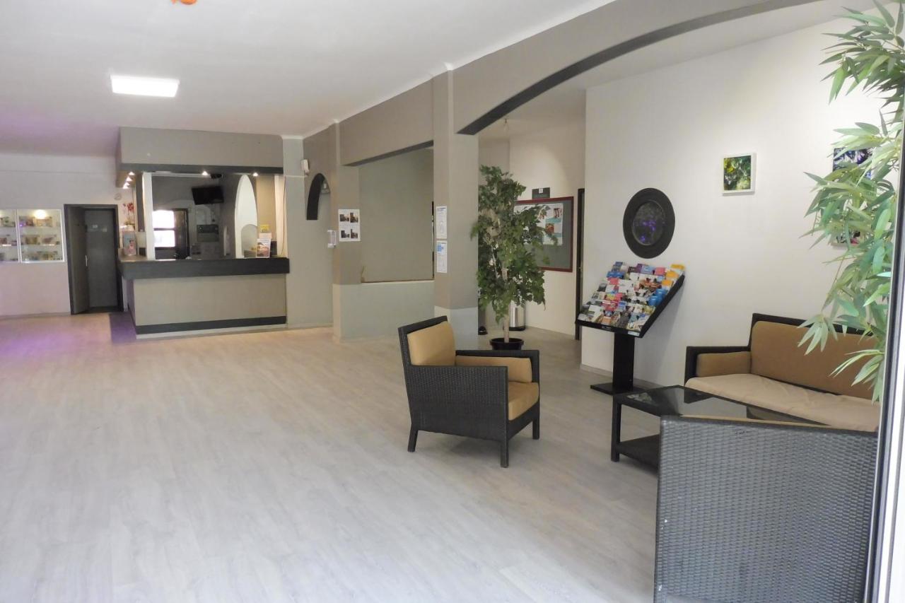Ulvf Les Residences Du Colombier Fréjus Zewnętrze zdjęcie